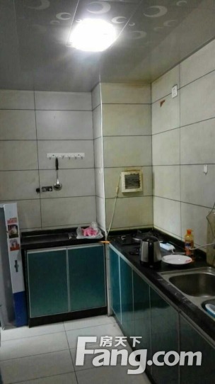 204430j6bkm28dq26mgzkn.jpg